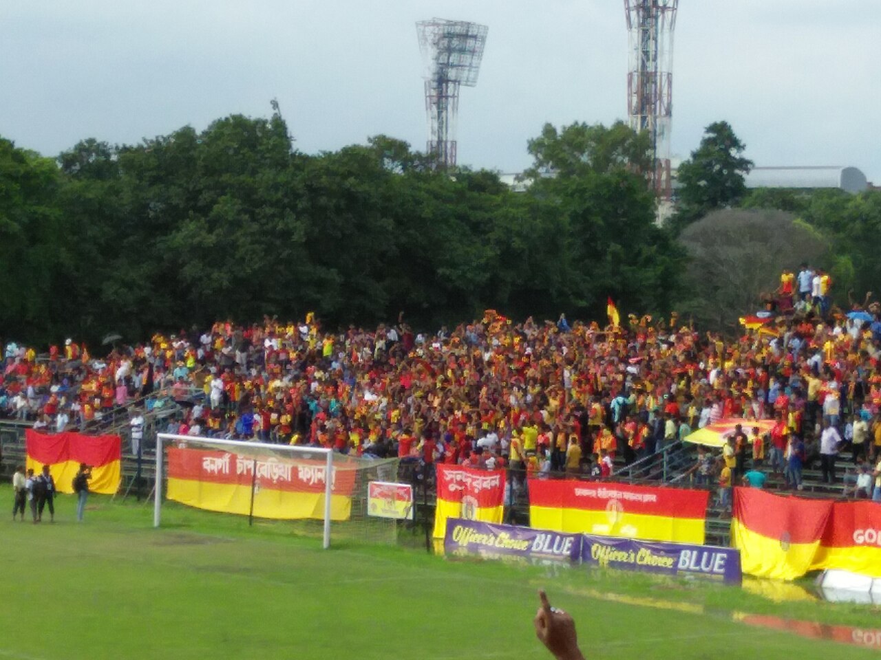 East Bengal vs Odisha FC ISL 2025-26 fans cheering victory