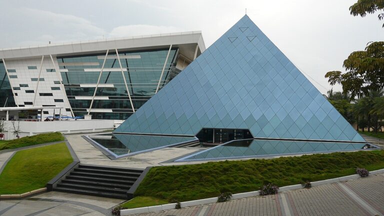 Infosys share price Q4 FY26 results building signage