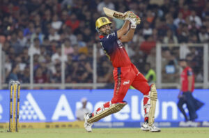 Arshad Khan का RCB पर तूफान: IPL 2026 में 3-22 का धमाका, Patidar की कैच पर Kohli भड़के