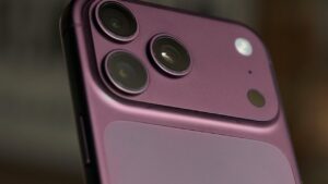 iPhone 18 Pro Dark Cherry September 2026: Bumper 4 Colors, Battery का धमाका
