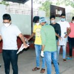 NEET 2026 Reporting Time Dress Code — NEET 2026 परीक्षा हॉल में रिपोर्टिंग करते छात्र