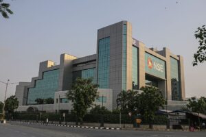 NSE IPO 2026: Unlisted Share Price ₹2050 पर पहुंचा, ₹5 लाख Crore का धमाका
