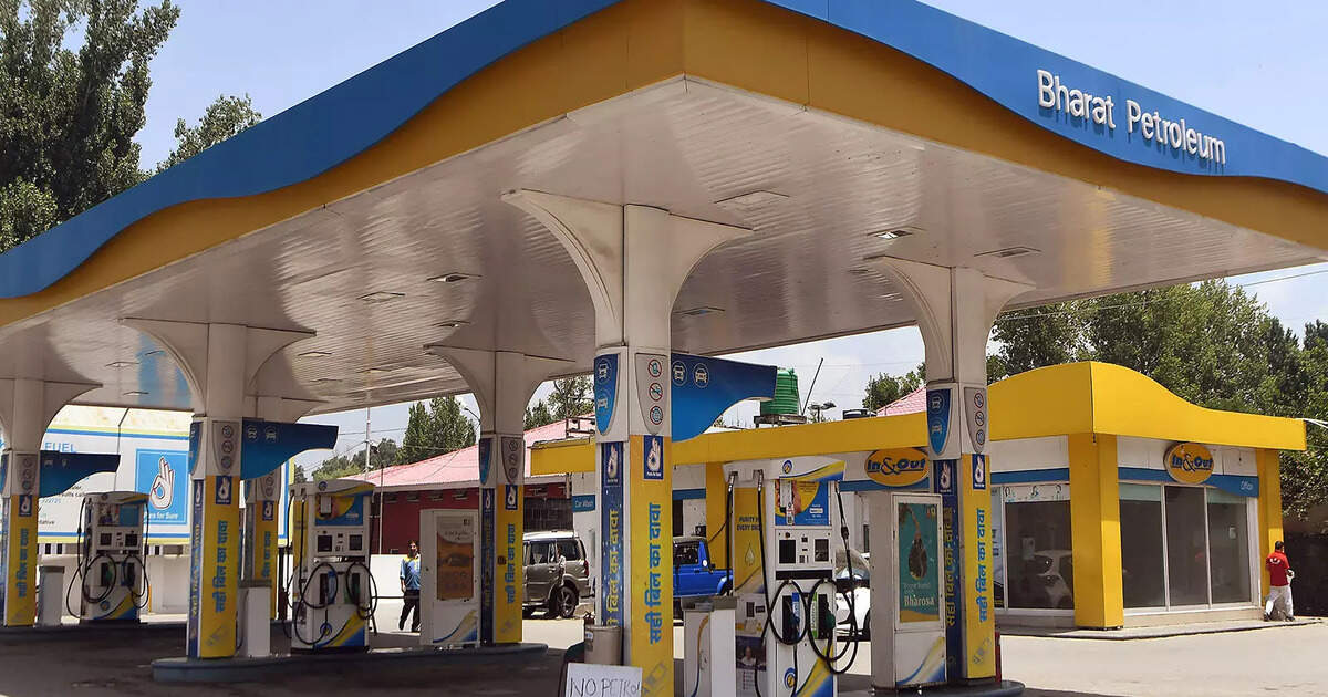 Petrol Diesel Price Today 30 May 2026 fuel station in India